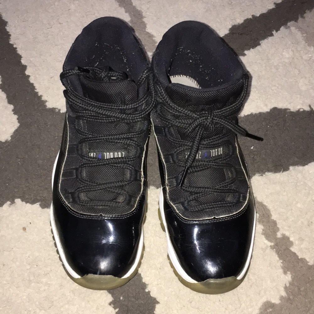 air jordan 11 space jam sneakers - Picture 13 of 13